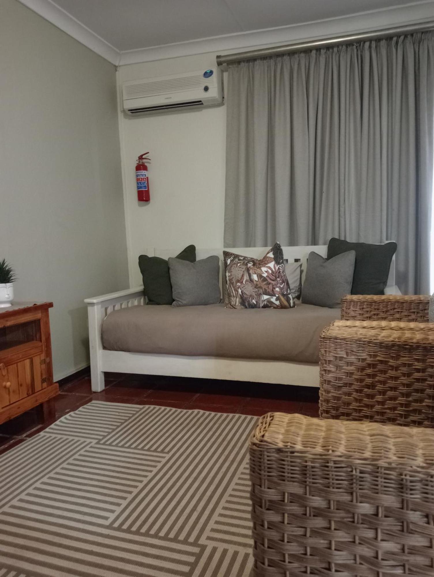 A Cherry Lane Self Catering And B&B Bloemfontein Eksteriør billede